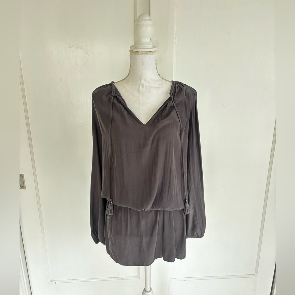 Elegant Paris Long Sleeve Dress in Dark gray - Picture 2 of 9